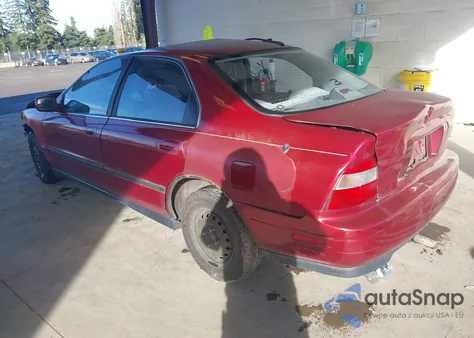 1995 Honda Accord Lx z USA, uszkodzony, nr VIN JHMCD5631SC043570